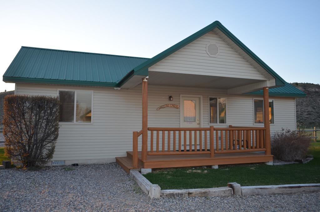 Sleepy J Cabins Swan Valley Quarto foto