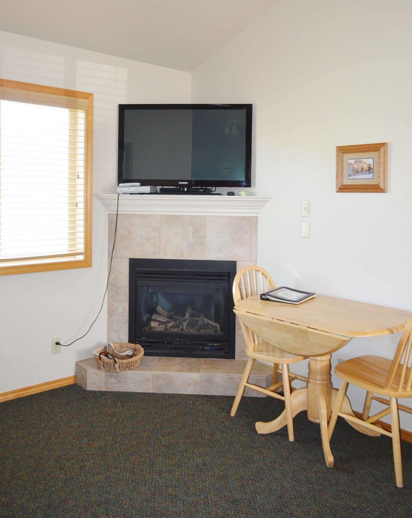 Sleepy J Cabins Swan Valley Exterior foto